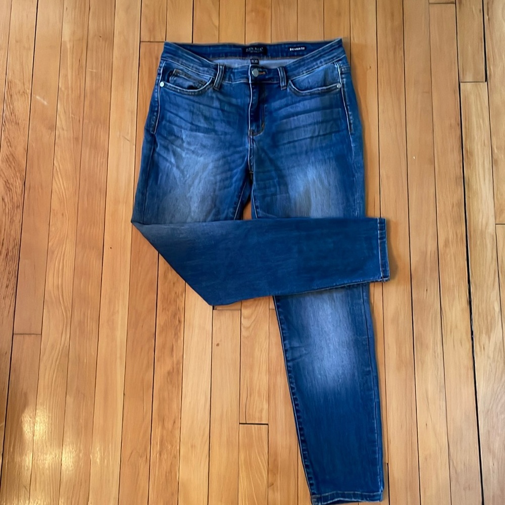 Judy Blue Skinny Jeans. Relaxed Fit. Size 30